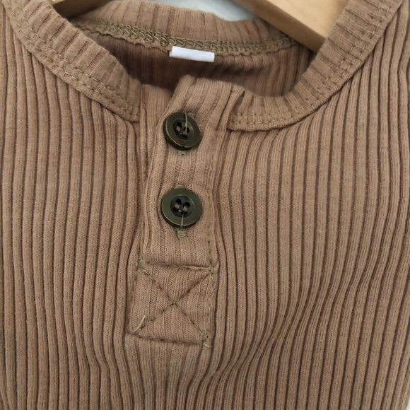 Onesie - Picture 3 of 3